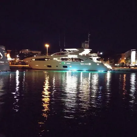 شقة Riviera,